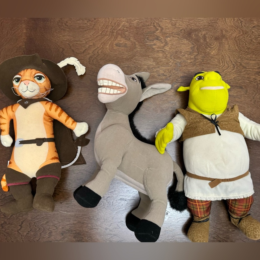 Talking Shrek characters